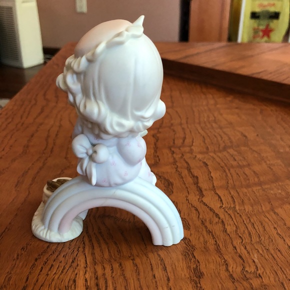 Precious moments - Picture 2 of 5